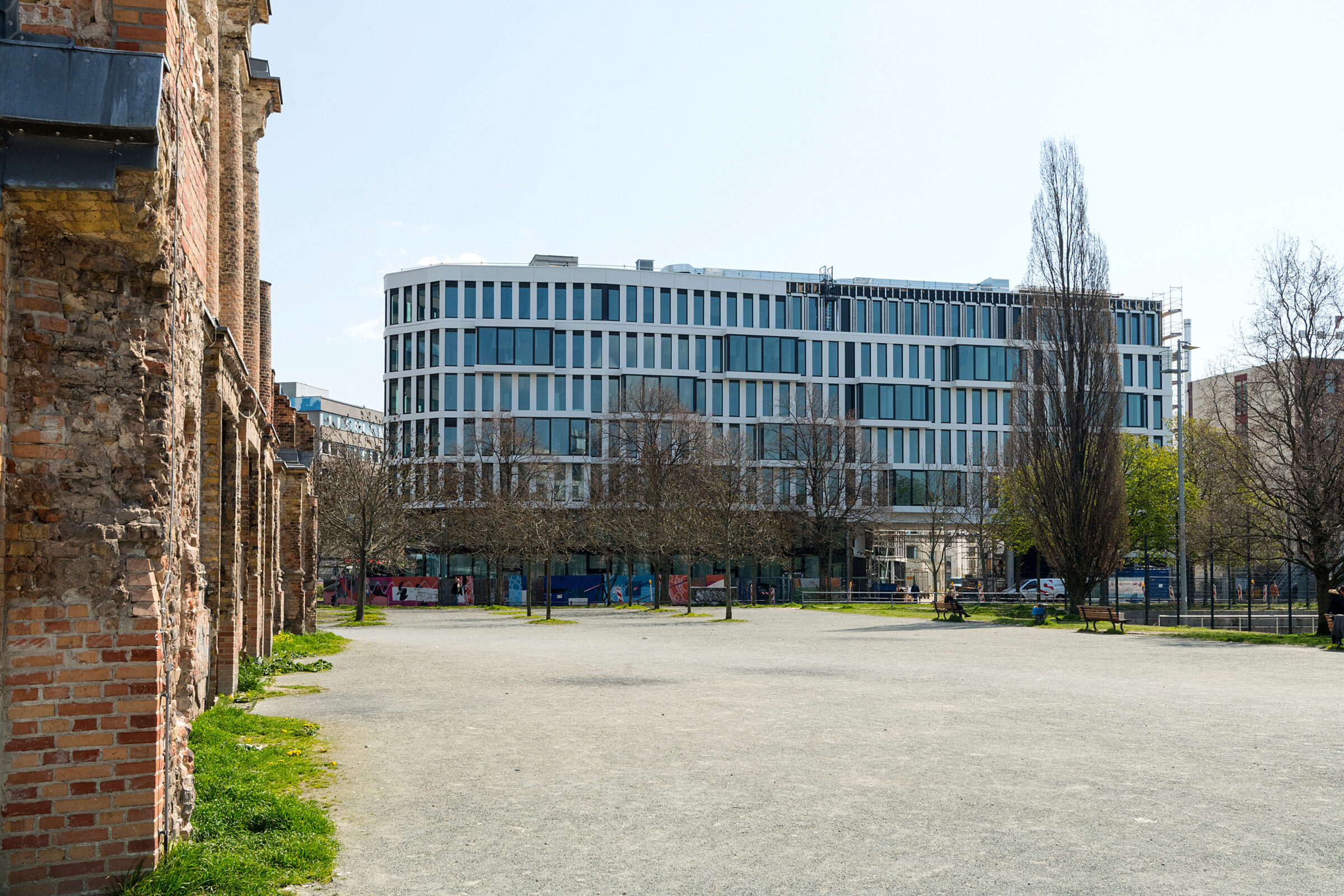 Geothermie für Gewerbe – Neubau mitten in Berlin